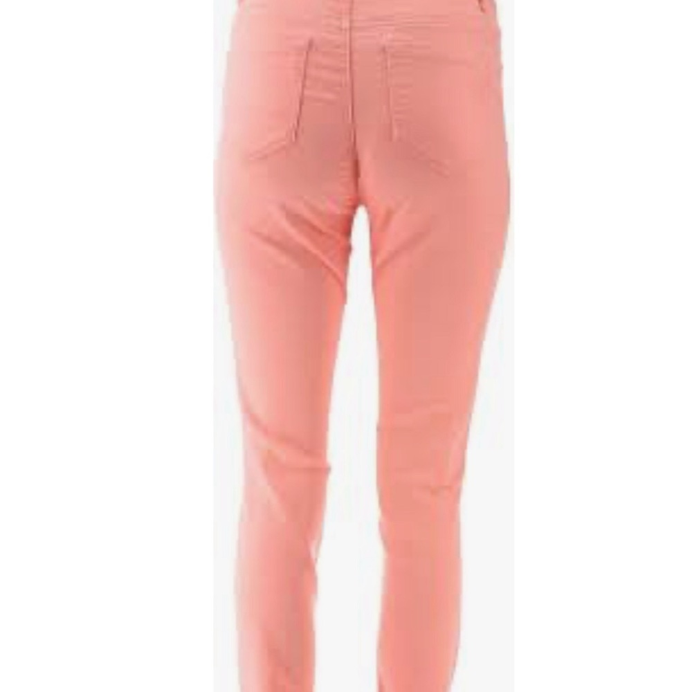Any 3DG2 at $28 w/$4.99 shipping DIANE GILMAN DISTRESSED FLORAL ANKLE JEANS NWTS - Picture 8 of 10